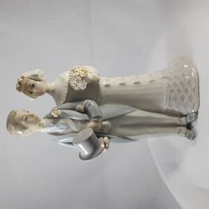 LLADRO 4808 Bride & Groom Porcelain figure 7.75" Wedding Day Spain